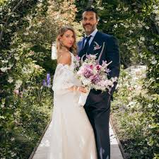 Décoration florale romantique pour mariage de luxe