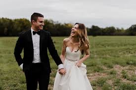 Table de mariage avec décoration élégante